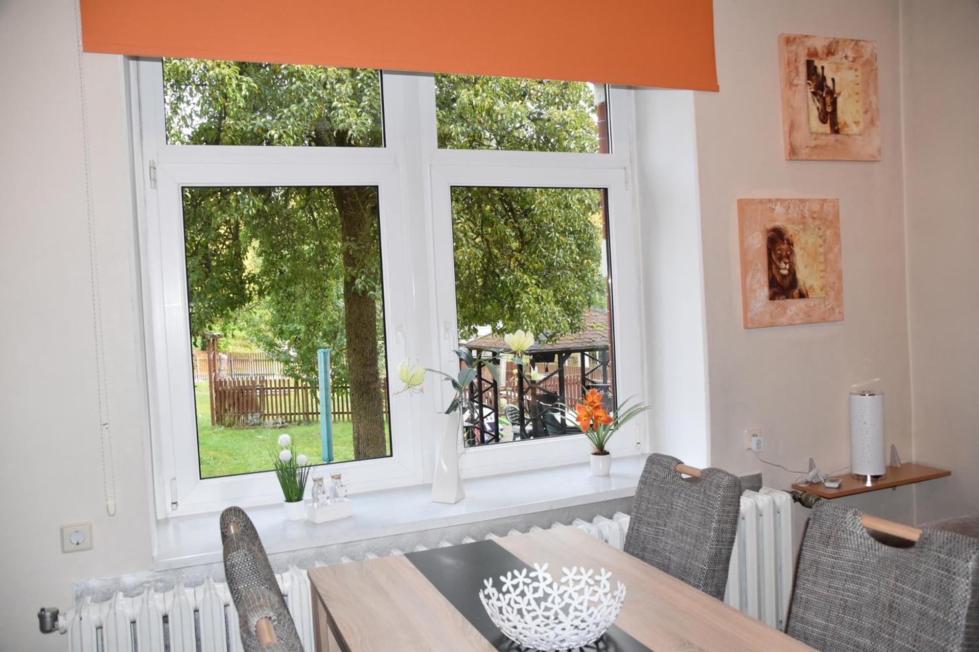 Ferienwohnung Und Pension "Zur Aue" Konigsbruck Exterior foto